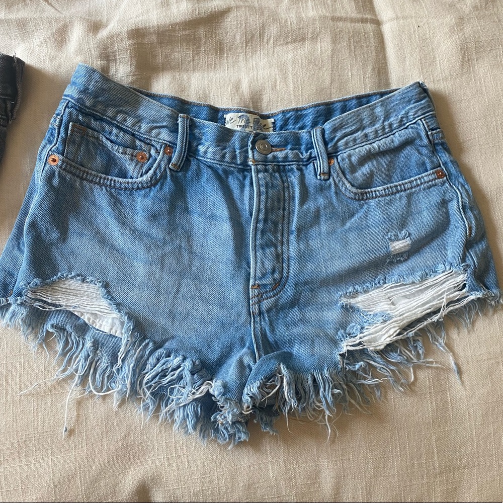 We the free denim shorts size 26